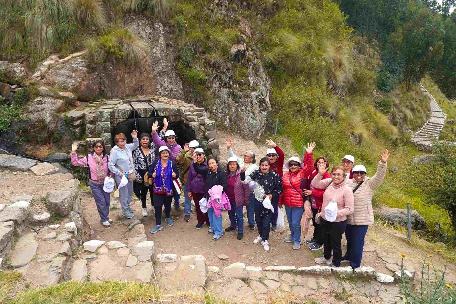 Baños del Inca - Intihuatana - Sisari Travel - Ayacucho - Turismo Ayacucho - Millpu - Cámara Regional de Comercio de Ayacucho